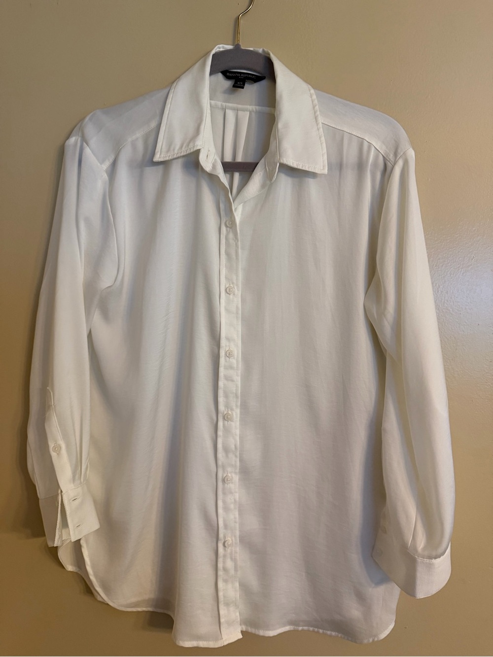 Banana Republic White Classic Button-Down Blouse